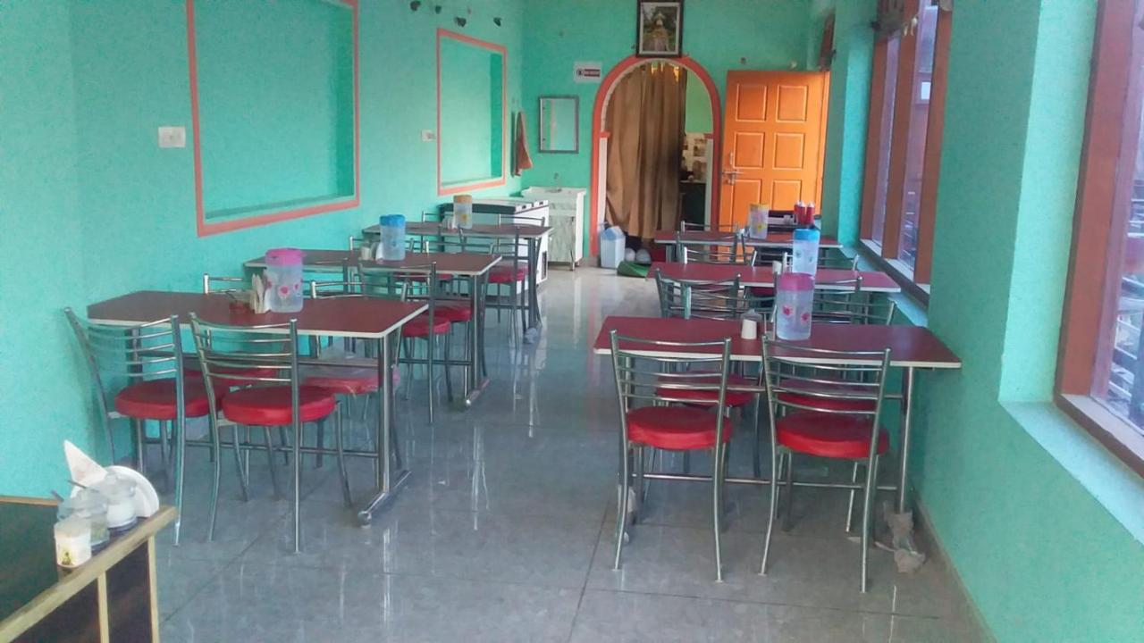 Spot On Sharma'S Kitchen & Home Stay Bajaura Exterior foto